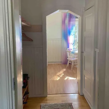 Unique And Cozy 1-bedroom *